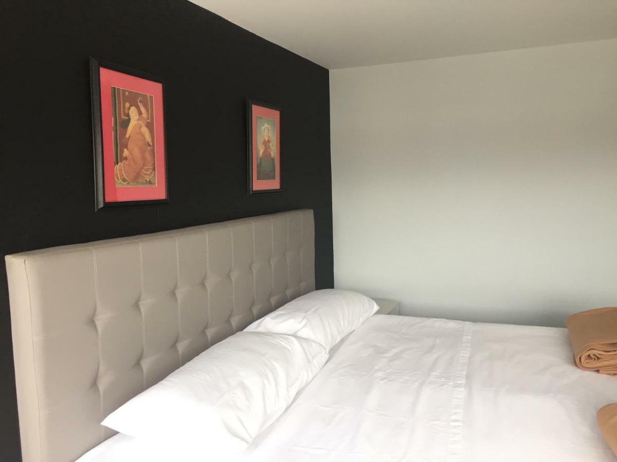 Hotel Garden City Boutique Фусагасуга Экстерьер фото