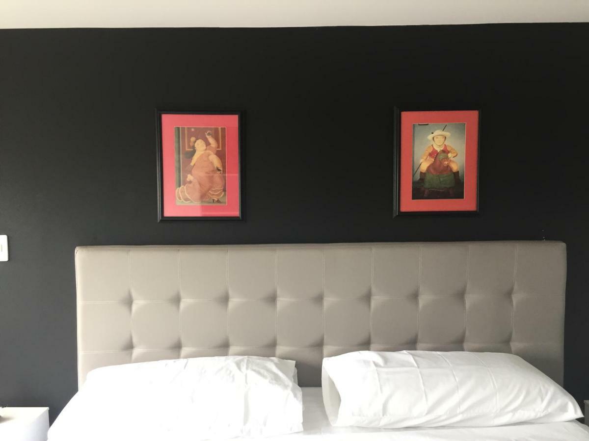 Hotel Garden City Boutique Фусагасуга Экстерьер фото