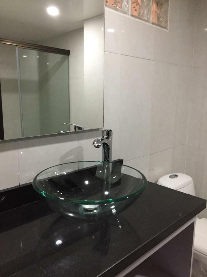 Hotel Garden City Boutique Фусагасуга Экстерьер фото